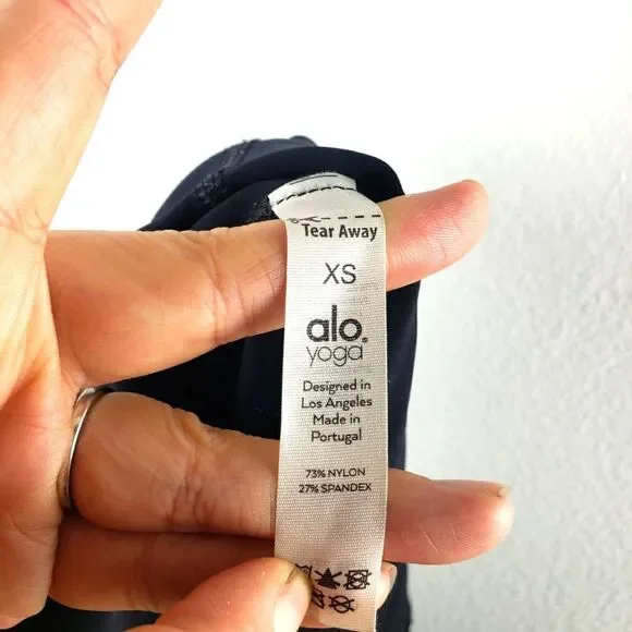 Women's ALO Black Preowned Cut Out Stretchy Yoga Pants Size XS - Picture 9 of 12